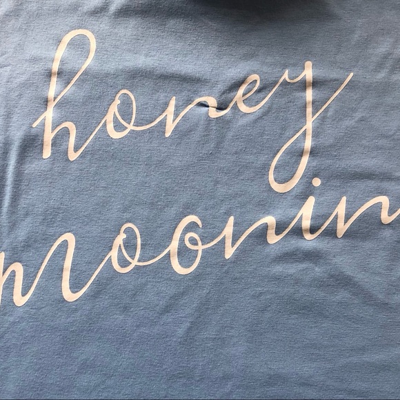 Honeymooning’ Women’s XL Azure Blue T-Shirt Perfect Honeymoon Attire - Picture 3 of 9